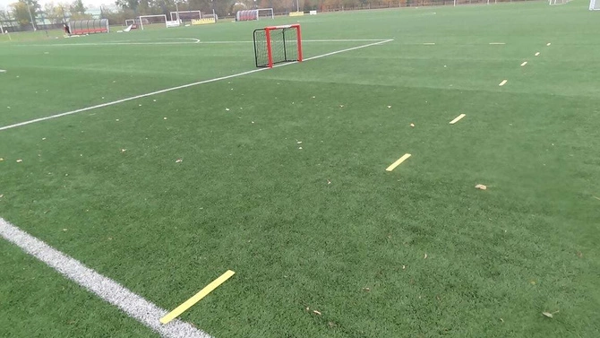 Znaczniki pola płaskie - pasy Biały