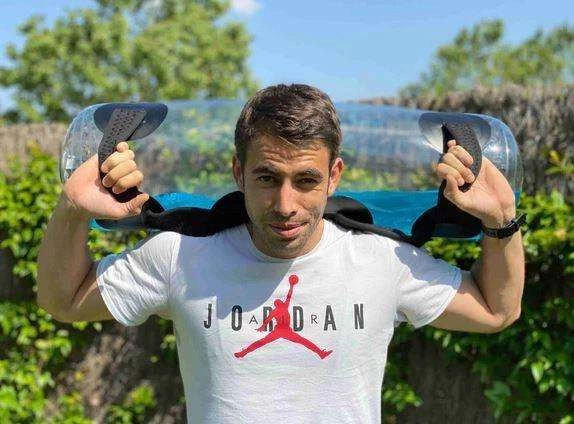 Piłka lekarska, AKUAFIT BULGARIAN BAG obciążnik bumerang do ćwiczenia z ciężarem wody AQUA (100641)