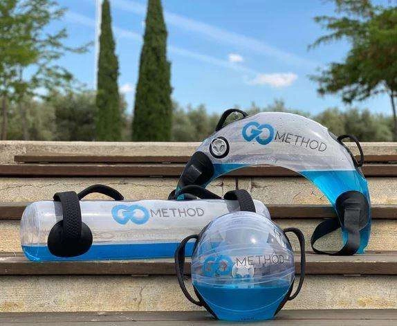 Piłka lekarska, AKUAFIT BULGARIAN BAG obciążnik bumerang do ćwiczenia z ciężarem wody AQUA (100641)