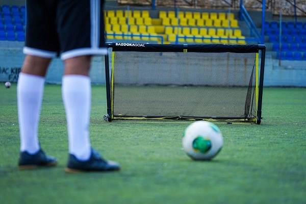 Składana Bramka Piłkarska BazookaGoal 150x90 (03268)