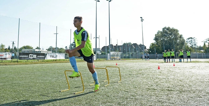 Płotek treningowy koordynacyjny 45cm Yakimasport