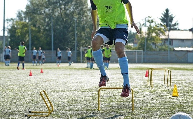 Płotek treningowy koordynacyjny 30cm Yakimasport